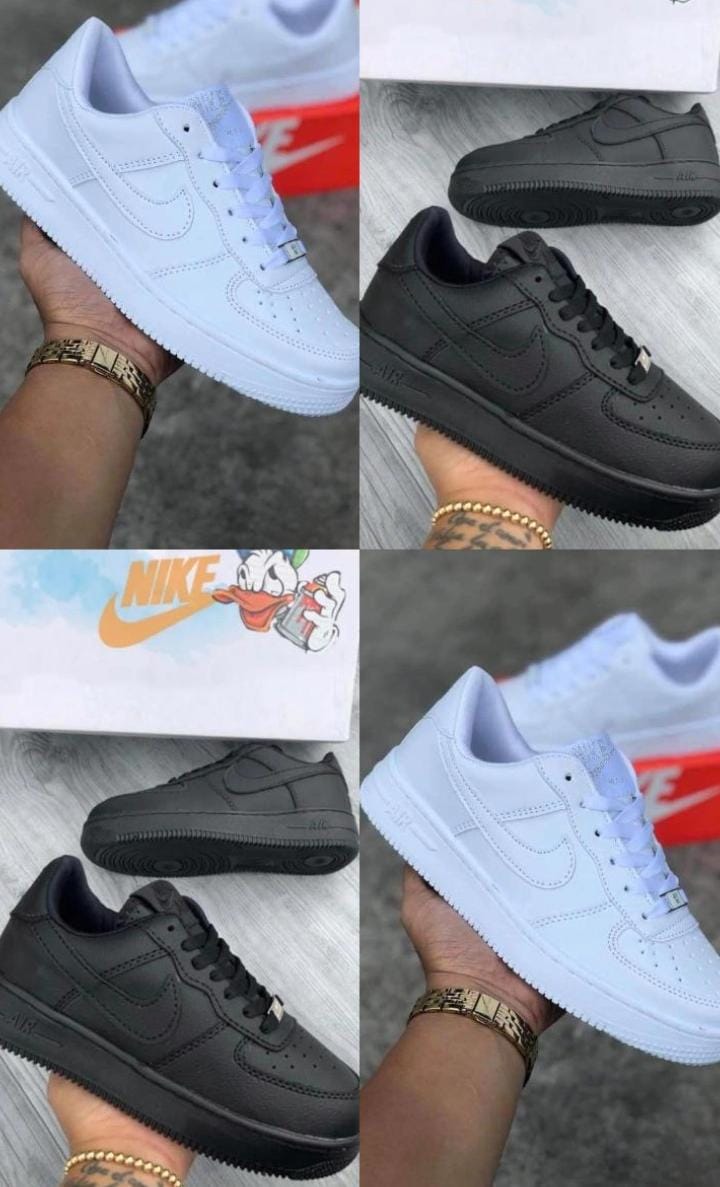 *NIKE AIR FORCE ONE BLANCO Y NEGRO*